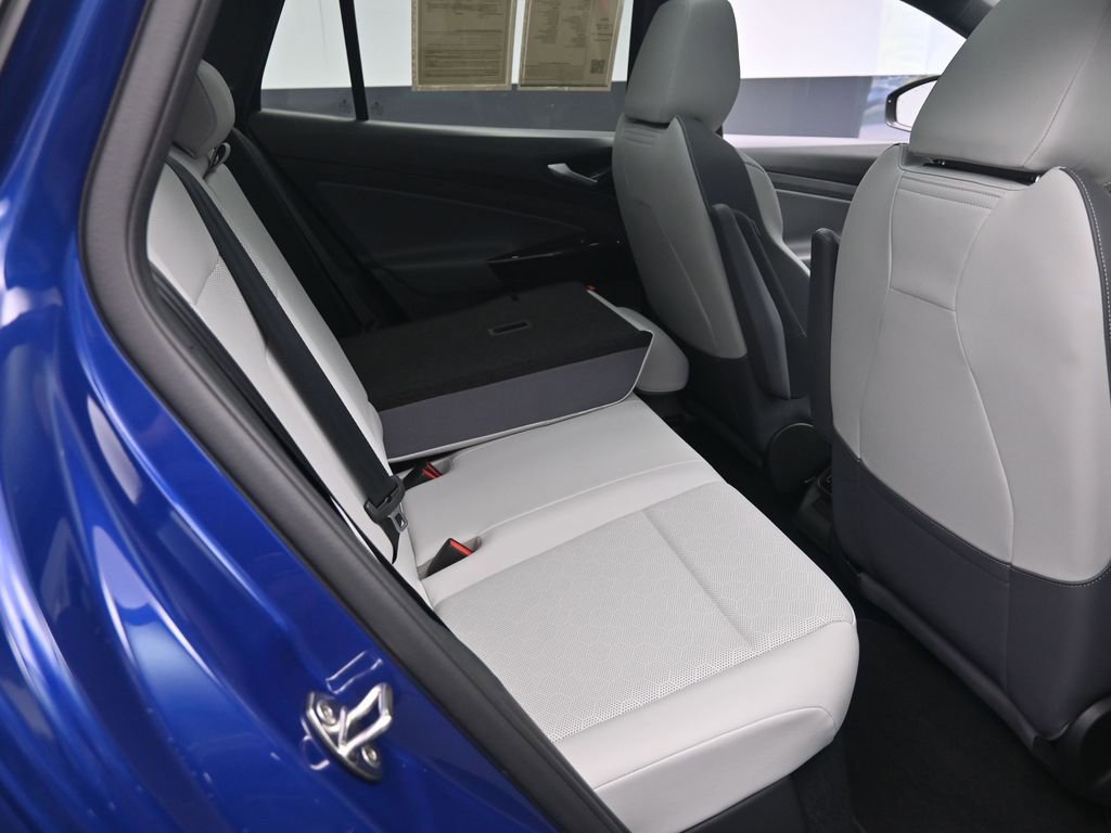 Used 2021 Volkswagen ID.4 Pro S image 25