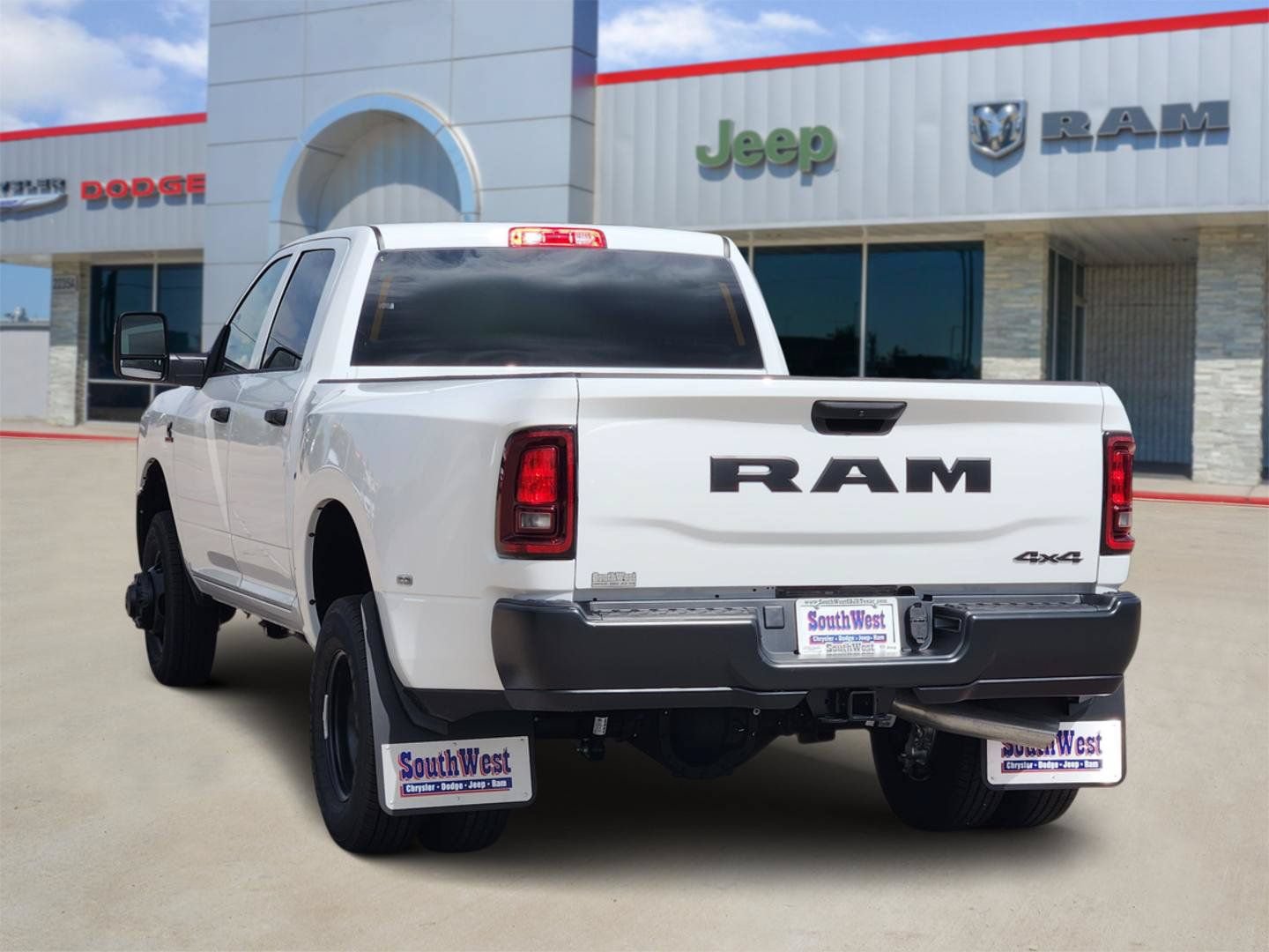 New 2026 RAM 3500 Tradesman AWD/4WD image 4