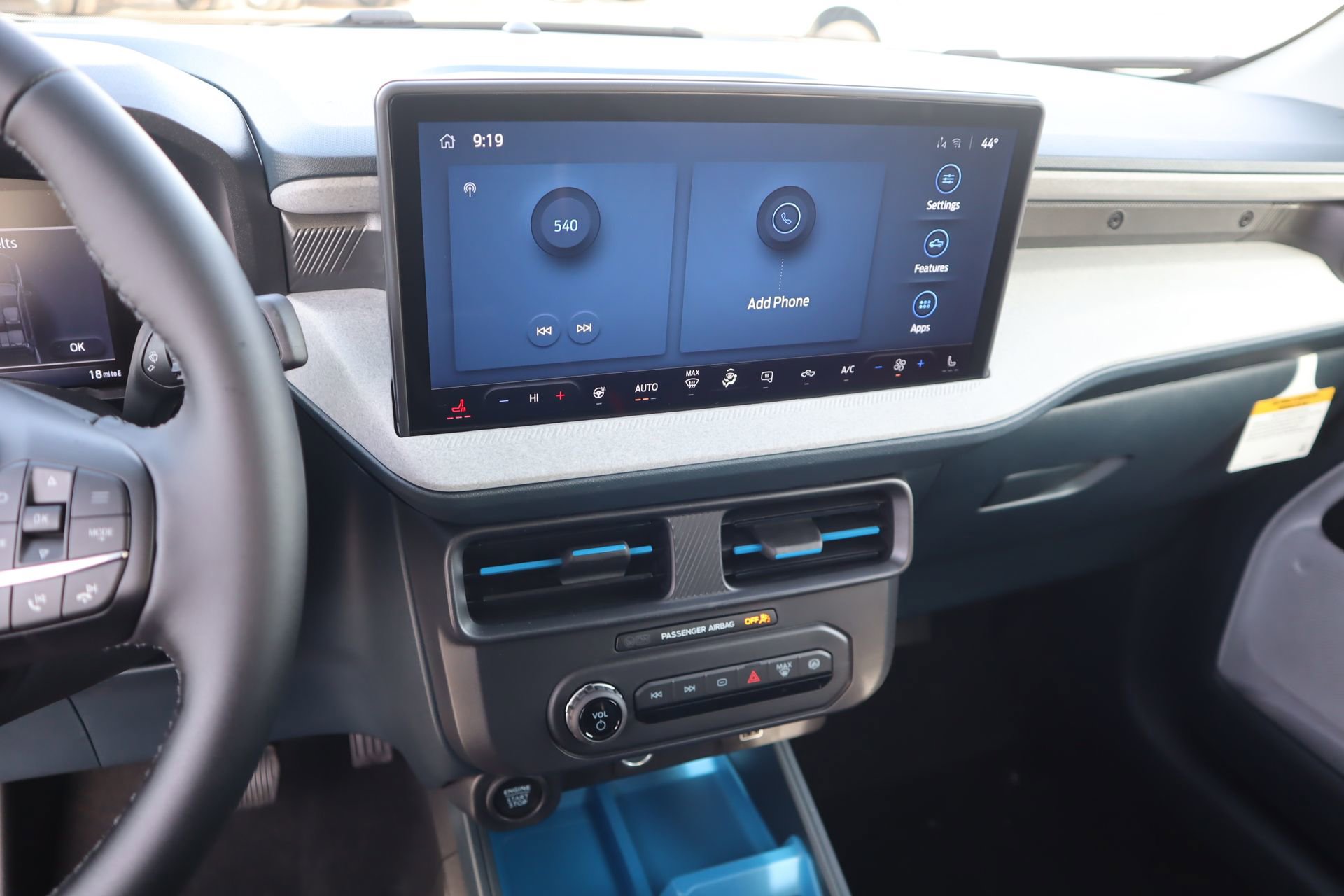 New 2026 Ford Maverick XLT w/ XLT Luxury Package image 5