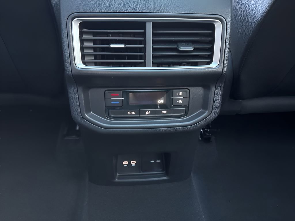 New 2026 Volkswagen Atlas Peak Edition AWD/4WD image 21