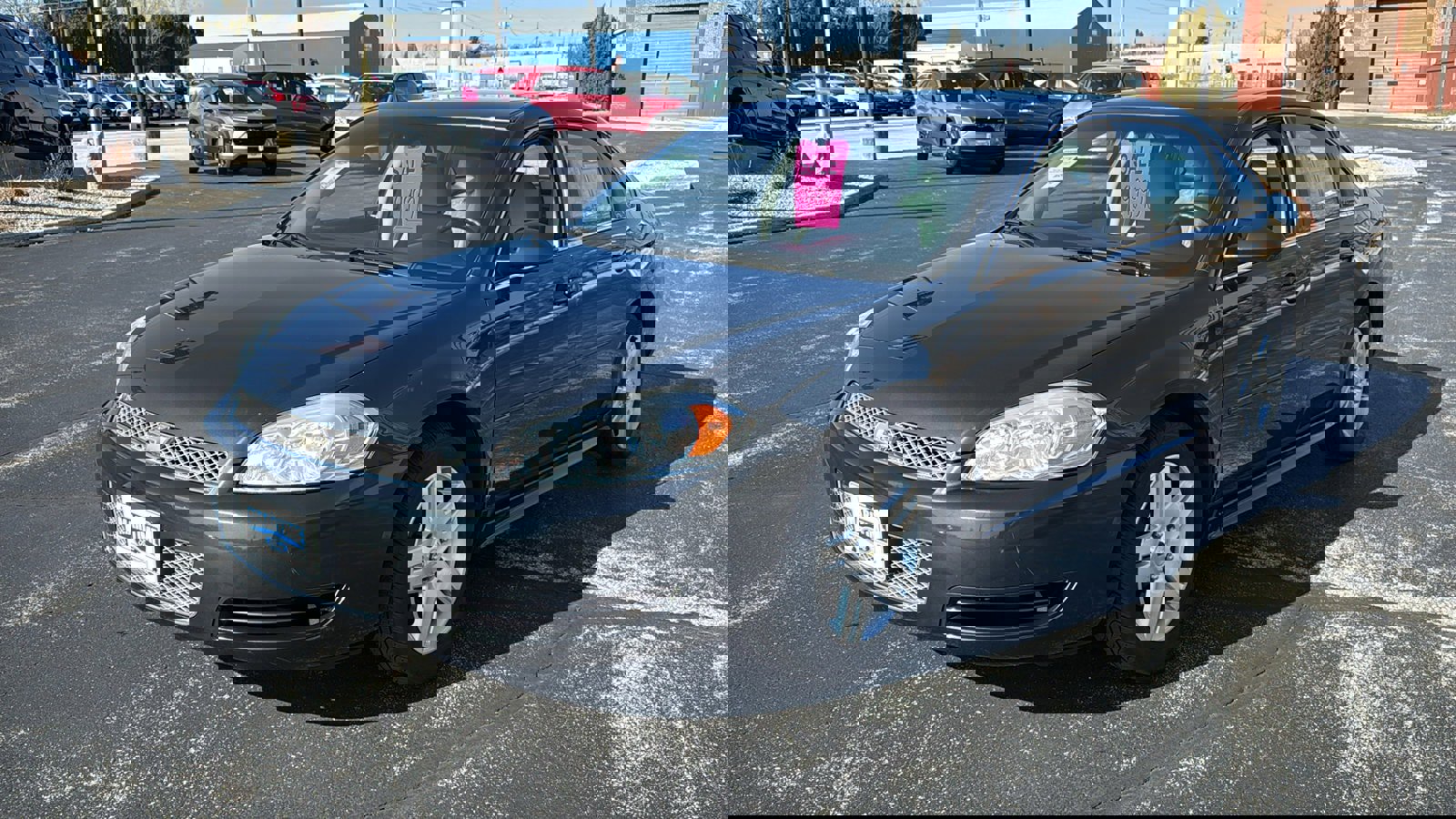 Used 2015 Chevrolet Impala LT w/ LT Sunroof Package image 4