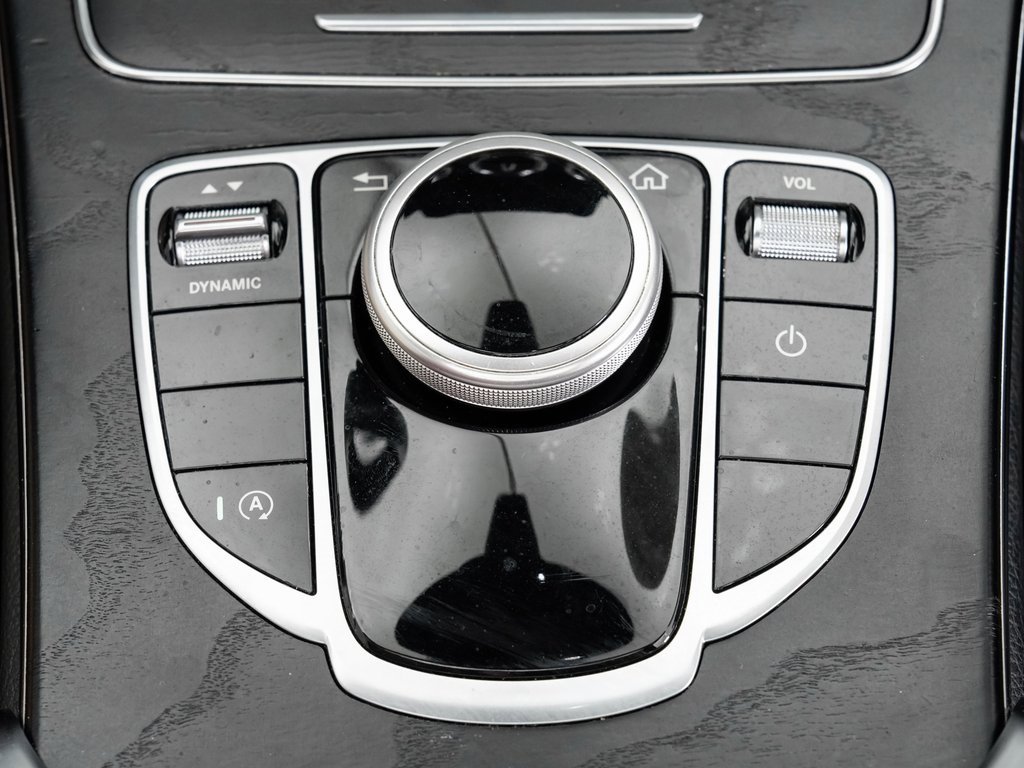 Used 2019 Mercedes-Benz C 300 Sedan image 18