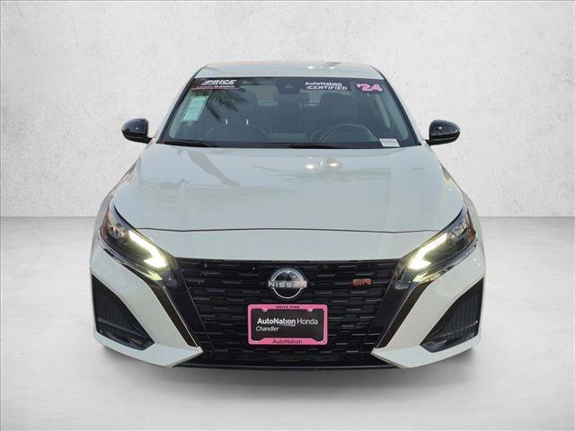 Used 2024 Nissan Altima 2.5 SR FWD image 2
