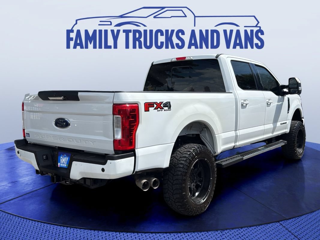 Used 2017 Ford F250 Lariat w/ Lariat Value Package AWD/4WD image 5
