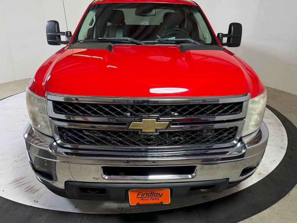 Used 2011 Chevrolet Silverado 2500 LTZ w/ Suspension Package, Off-Road AWD/4WD image 2