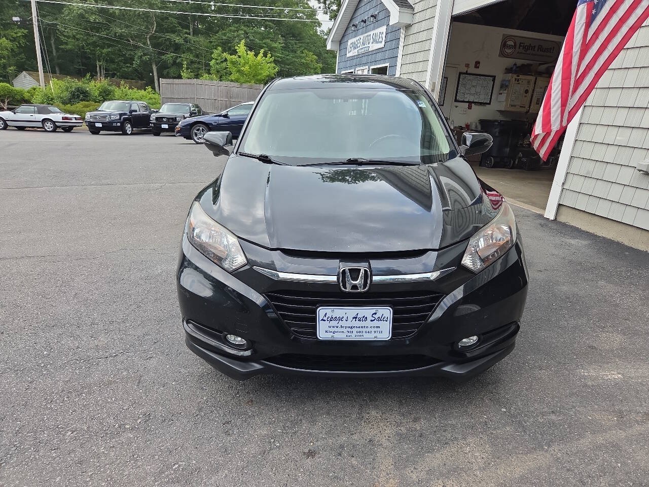 Used 2017 Honda HR-V EX image 3
