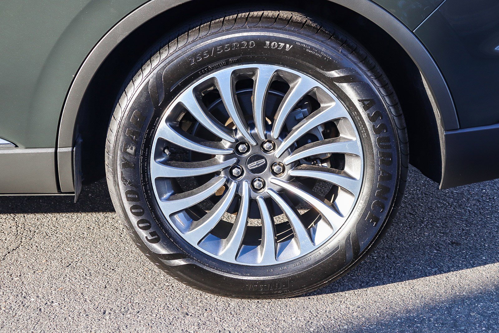 Used 2022 Lincoln Aviator Reserve w/ Elements Package Plus image 11