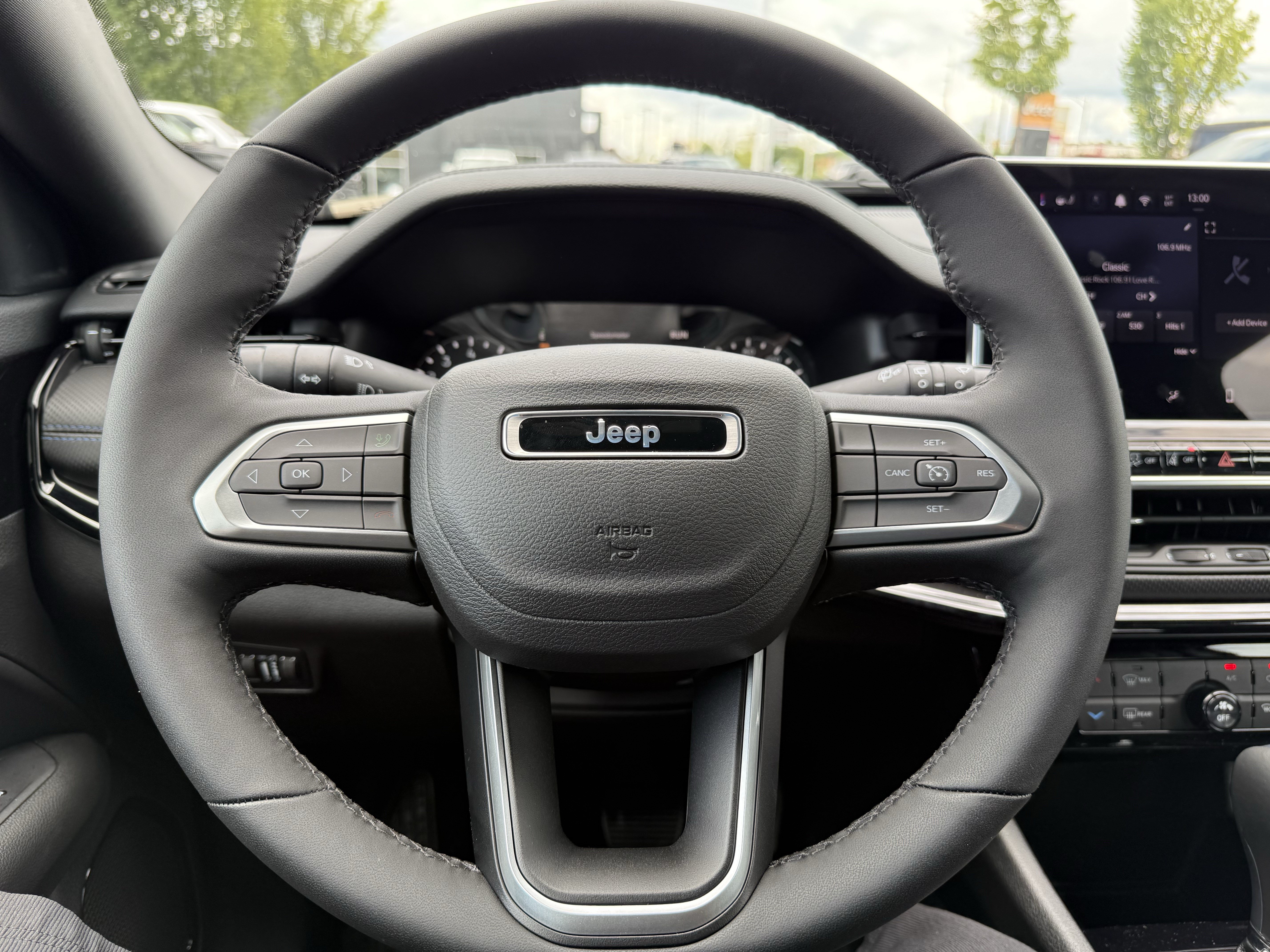 New 2026 Jeep Compass Latitude AWD/4WD image 17