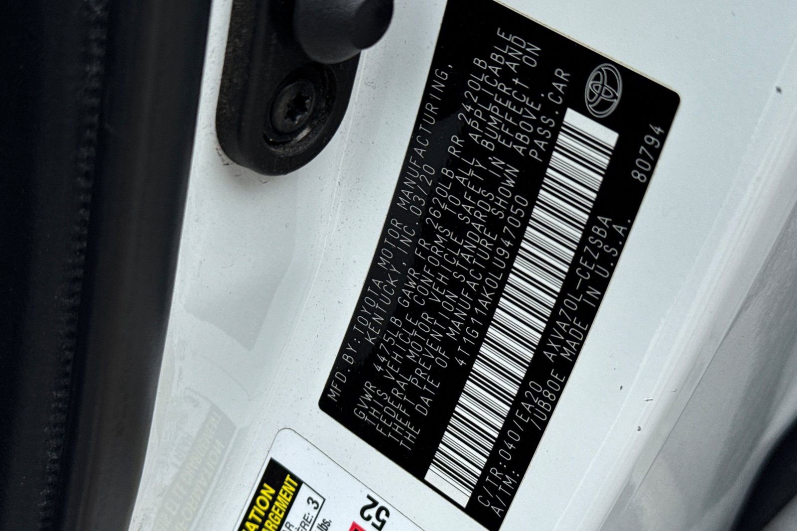 Used 2020 Toyota Camry SE w/ Carpet Mat Package FWD image 12