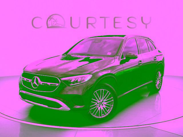 Certified 2026 Mercedes-Benz GLC 300 image 2