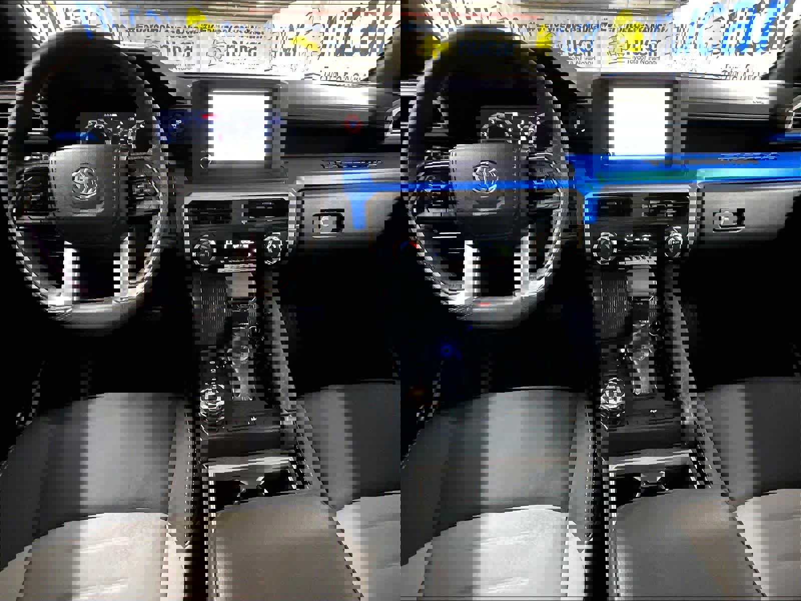 Certified 2025 Toyota Tacoma TRD Off-Road image 21