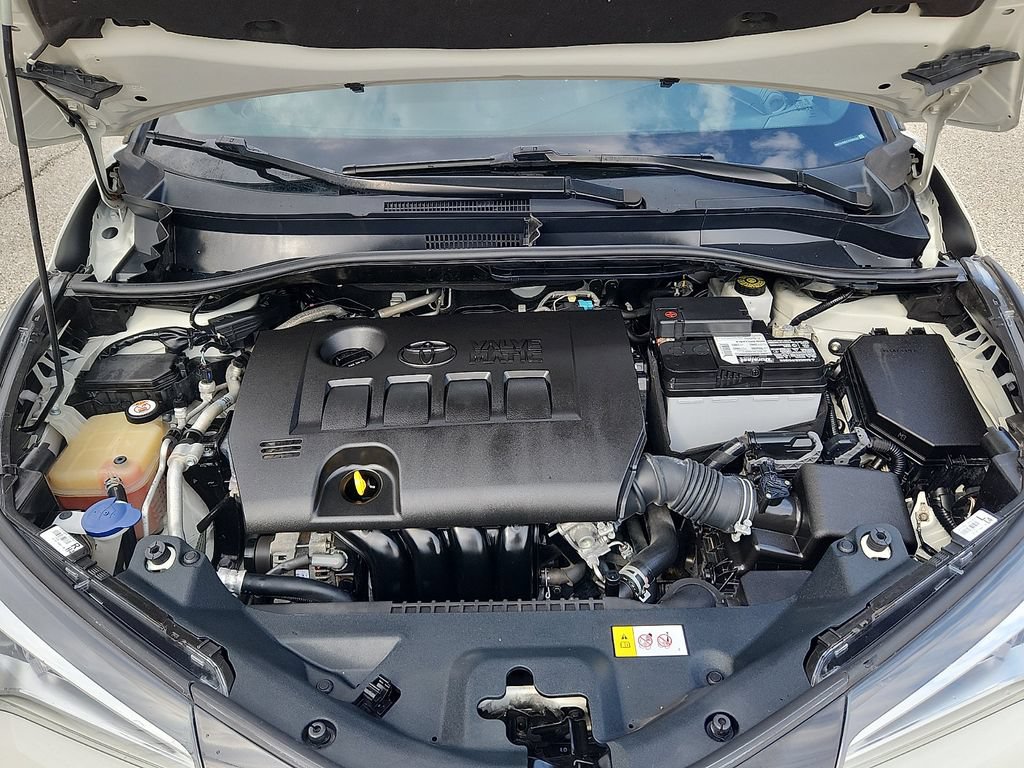 Used 2019 Toyota C-HR LE FWD image 21