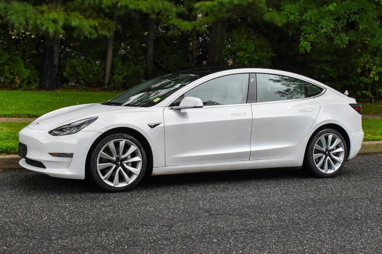 Used 2020 Tesla Model 3 Long Range AWD/4WD image 2