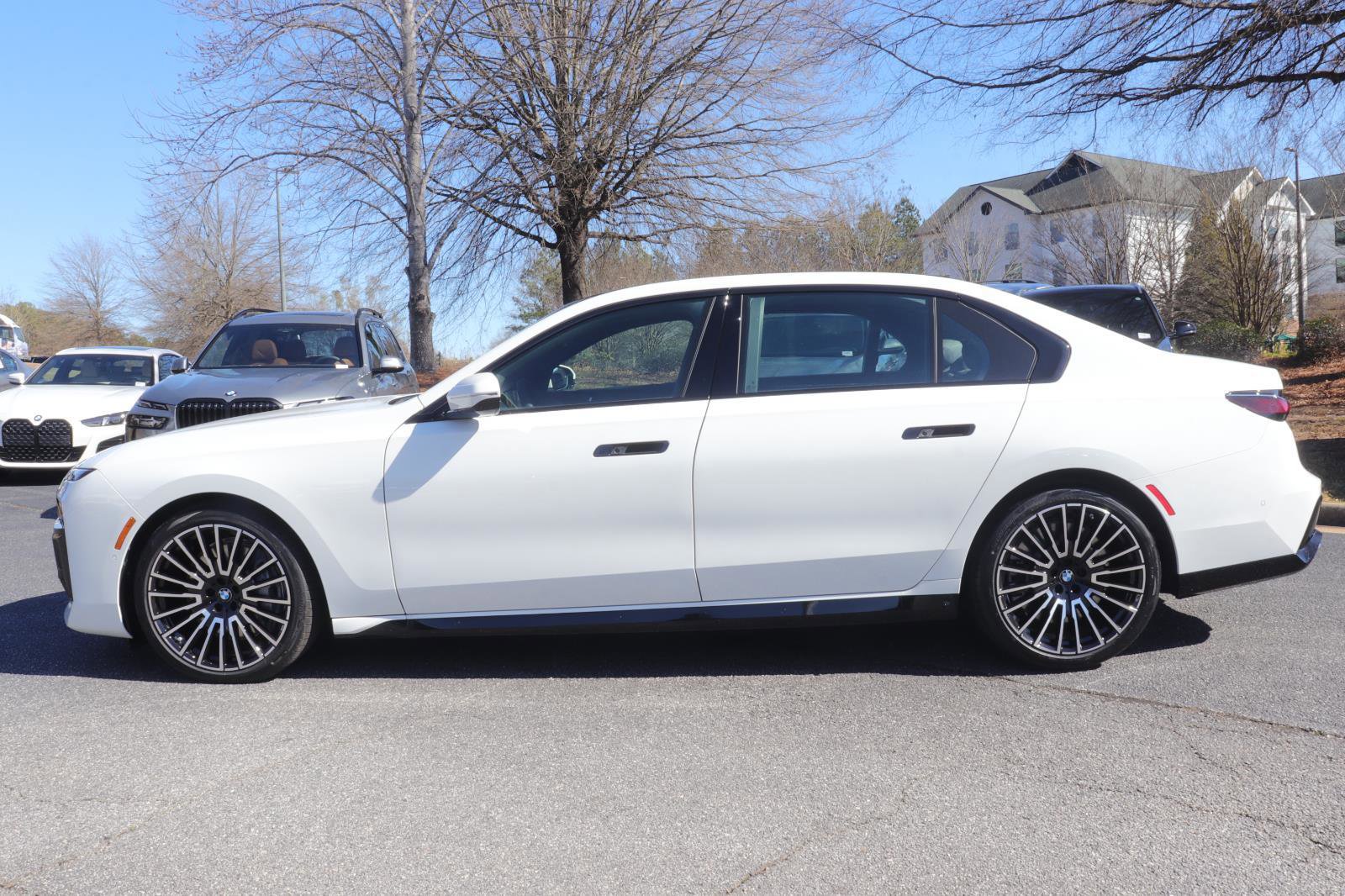New 2026 BMW 760i xDrive w/ Executive Package image 4
