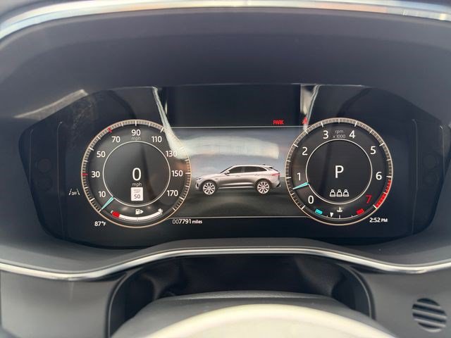 Used 2026 Jaguar F-PACE R-Dynamic S AWD/4WD image 14