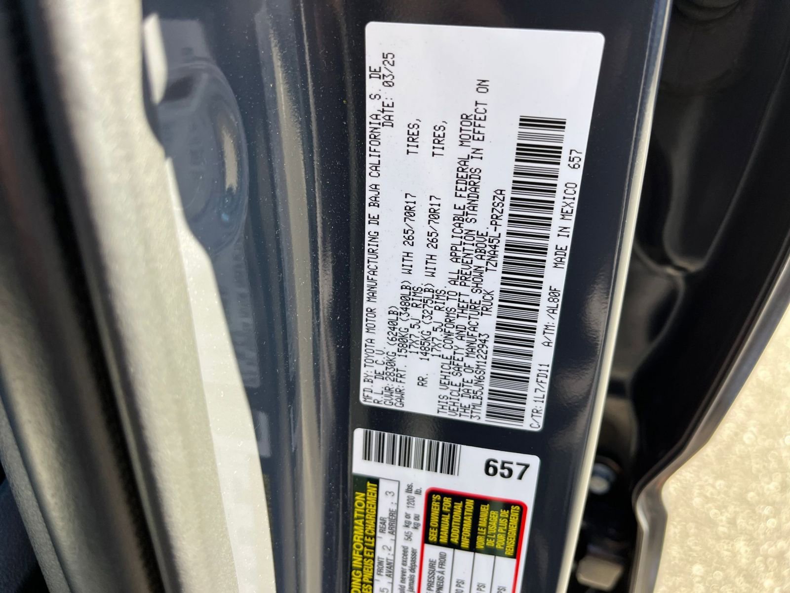 Used 2025 Toyota Tacoma TRD Off-Road image 29