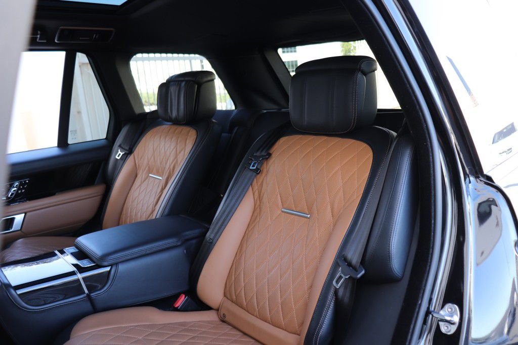 Used 2020 Land Rover Range Rover SV Autobiography Dynamic AWD/4WD image 23