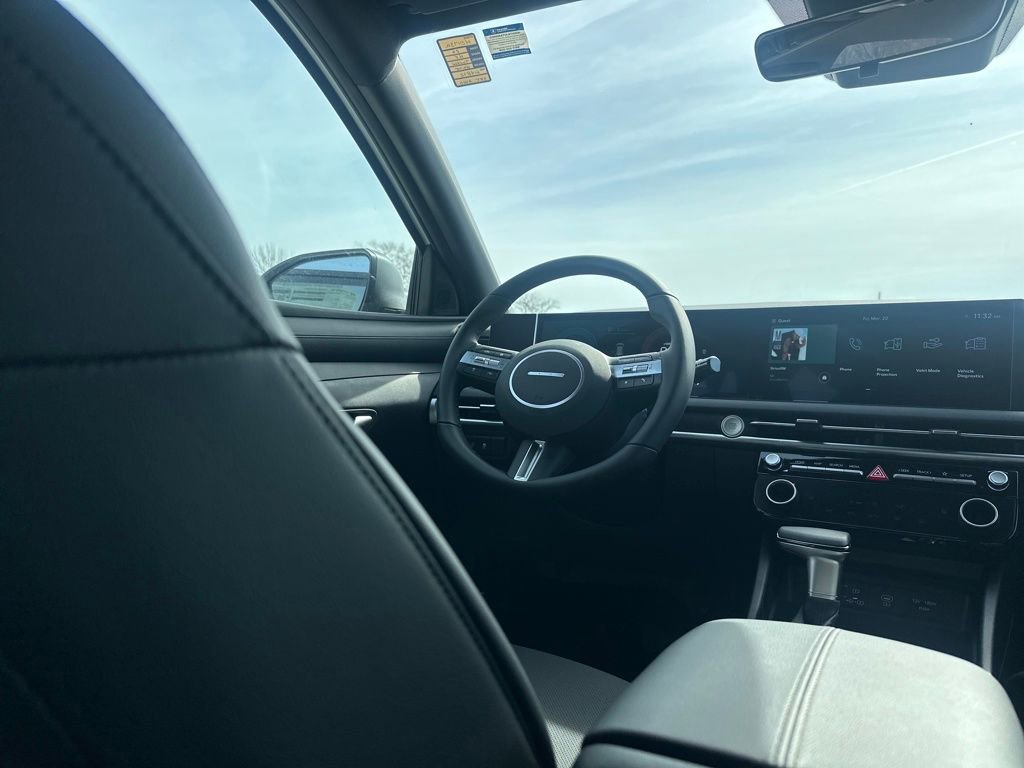 New 2026 Hyundai Tucson XRT image 17