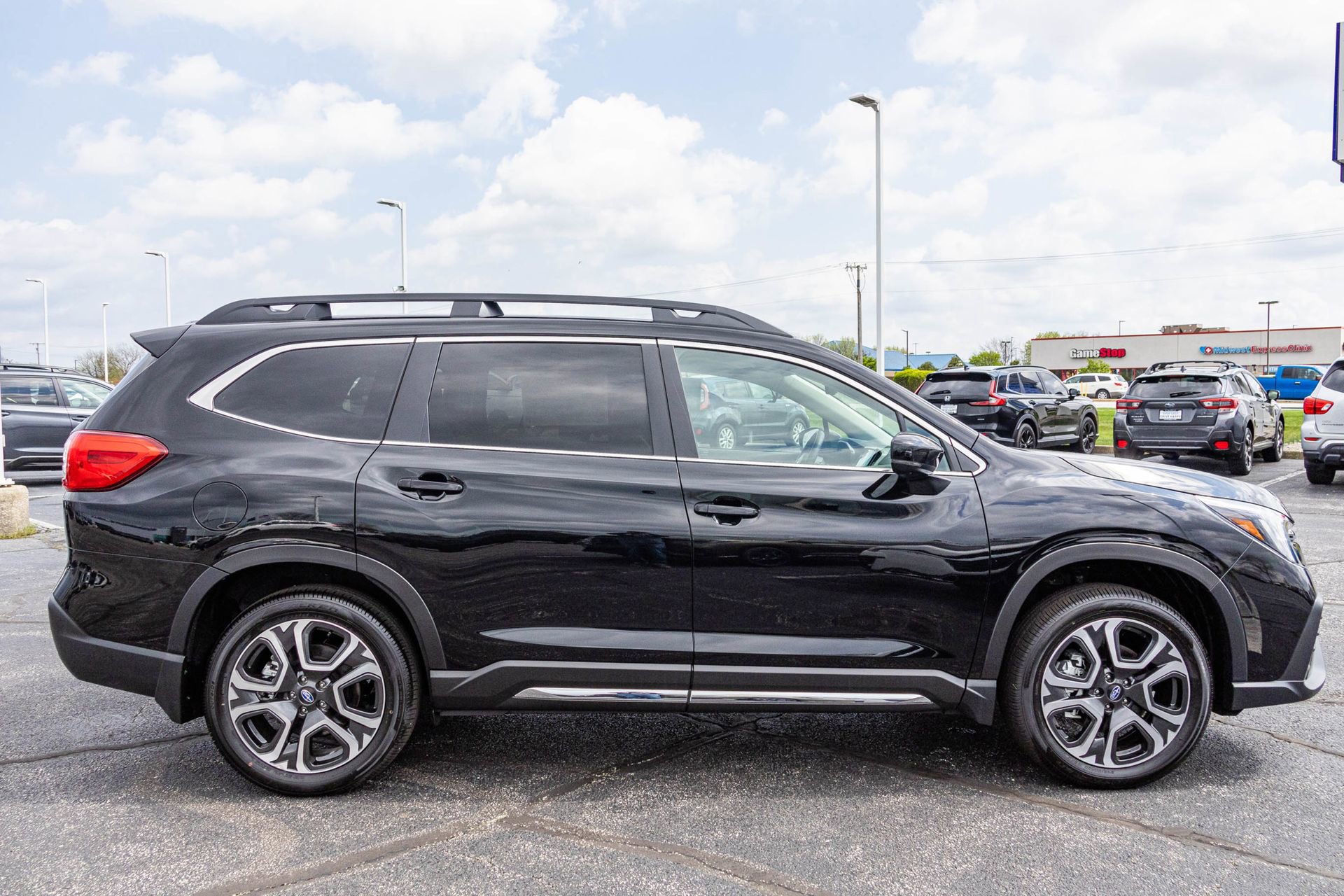 New 2026 Subaru Ascent Limited image 16