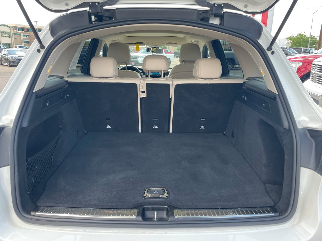 Used 2021 Mercedes-Benz GLC 300 4MATIC image 6