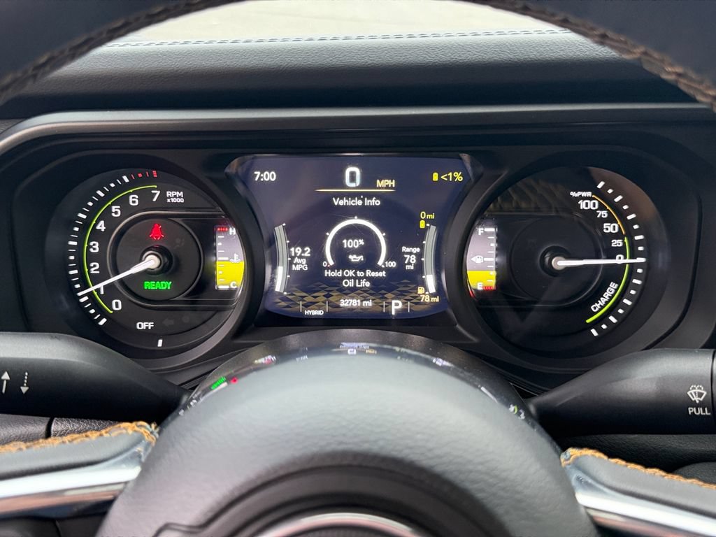 Used 2024 Jeep Wrangler Unlimited Sahara w/ Safety Group AWD/4WD image 21