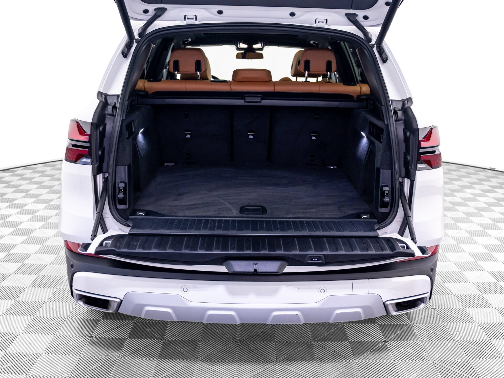 Used 2024 BMW X5 xDrive40i AWD/4WD image 34
