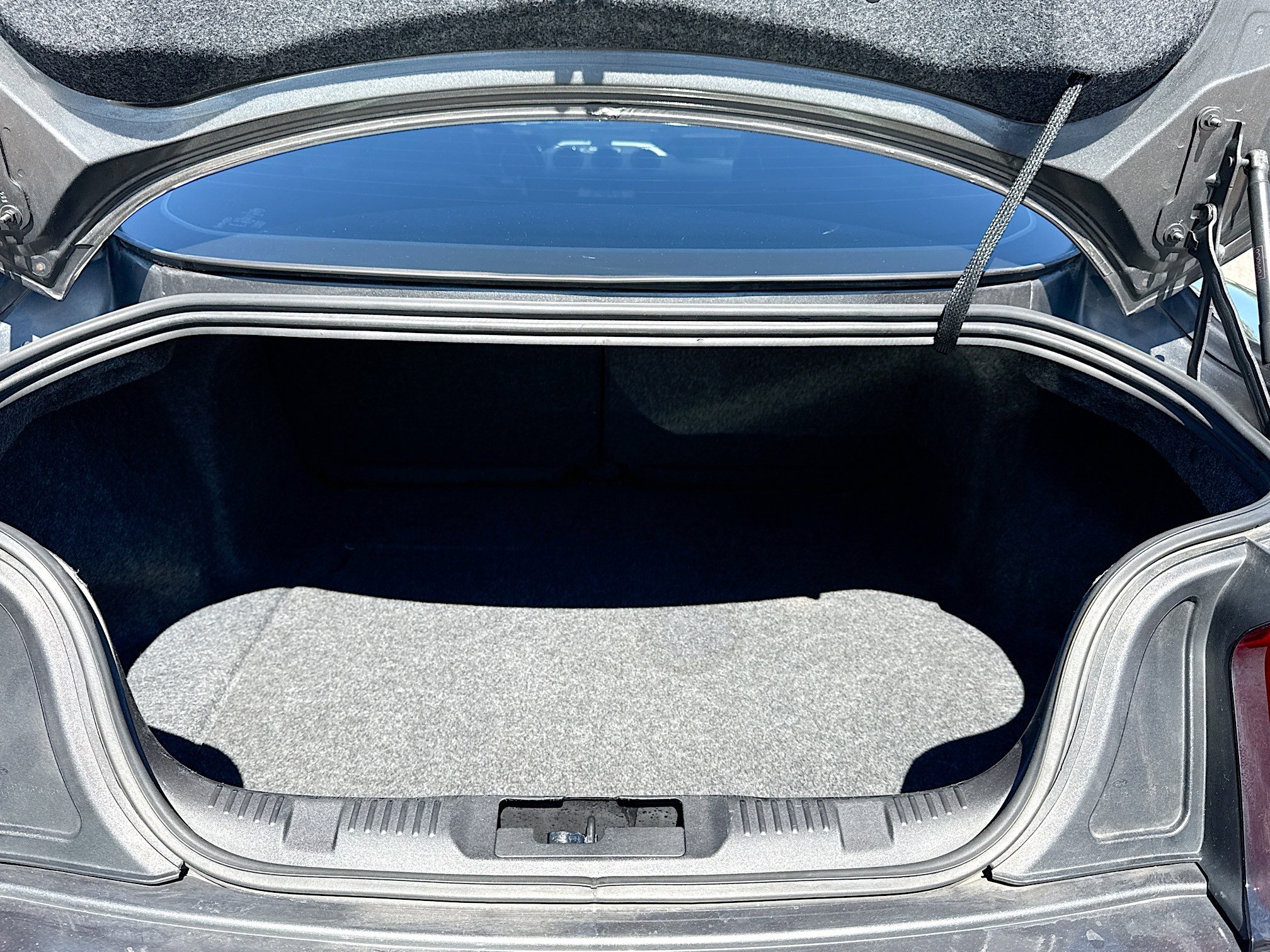 Used 2017 Ford Mustang Premium image 11