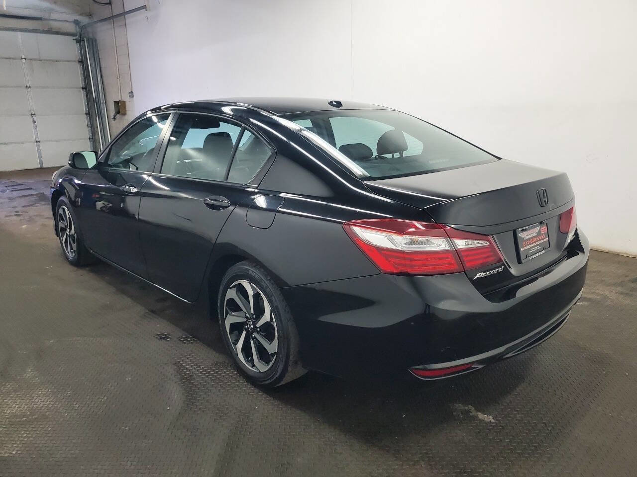 Used 2016 Honda Accord EX-L image 5