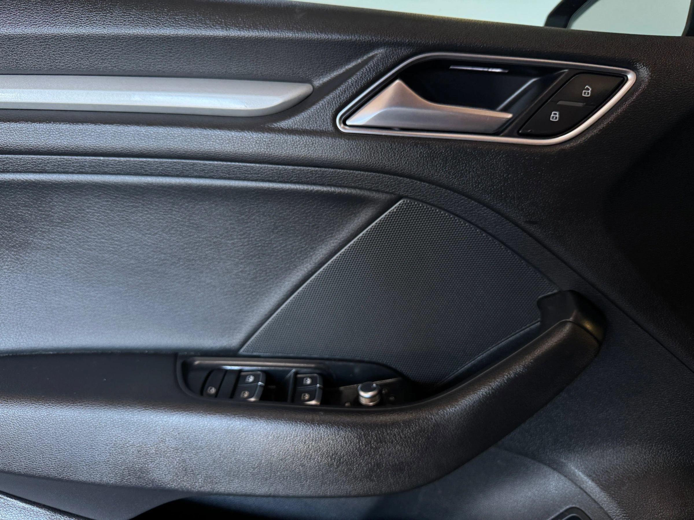 Used 2018 Audi A3 2.0T Premium w/ Convenience Package image 13