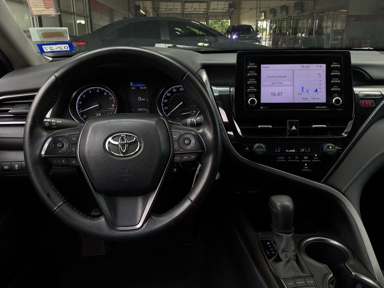 Used 2024 Toyota Camry SE FWD image 13