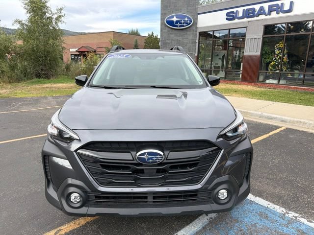Used 2025 Subaru Outback Onyx Edition AWD/4WD image 3