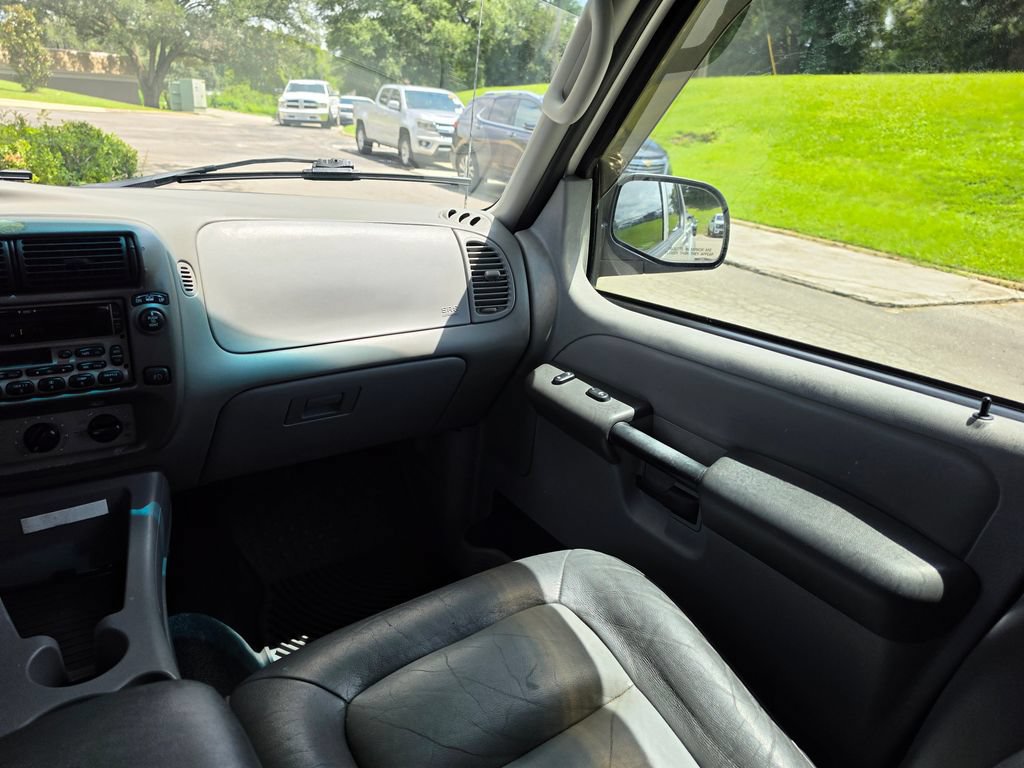 Used 2003 Ford Explorer Sport Trac XLS RWD image 20