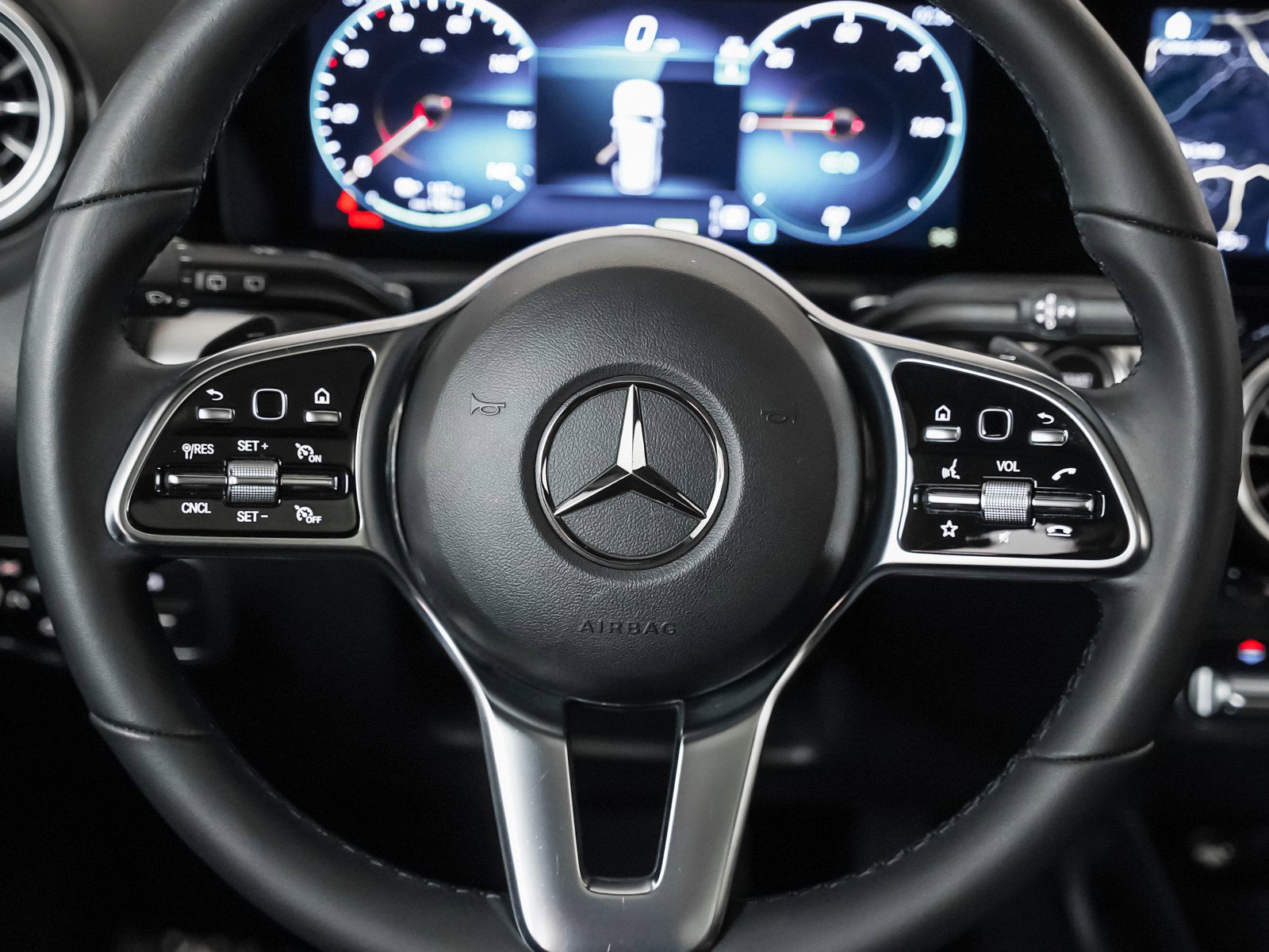 Certified 2023 Mercedes-Benz EQB 350 4MATIC SUV image 16