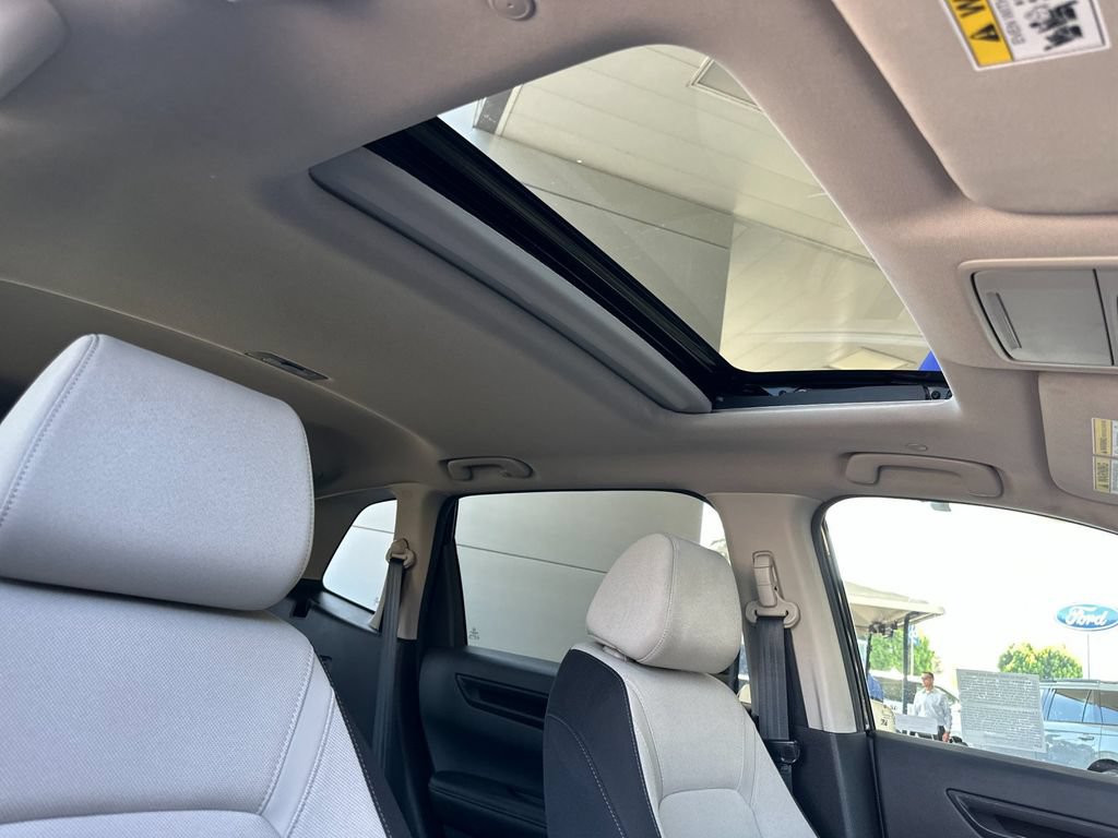 Used 2025 Honda CR-V EX image 16