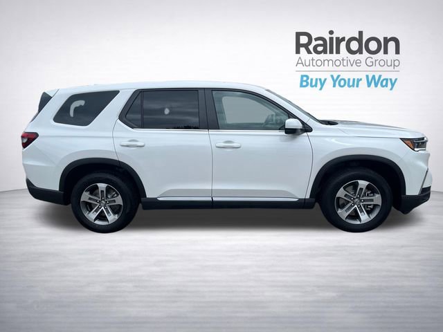 Used 2025 Honda Pilot EX-L image 10