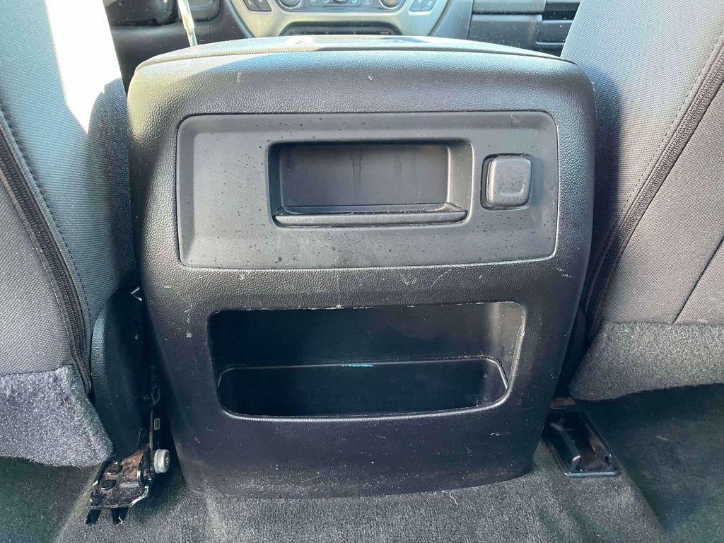 Used 2017 Chevrolet Silverado 1500 LT w/ All Star Edition image 4