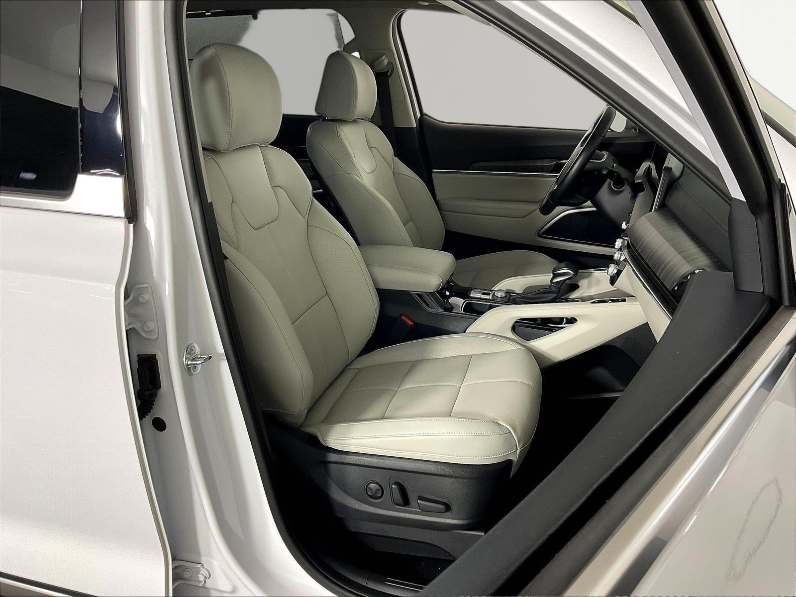 Used 2025 Kia Telluride EX FWD image 30