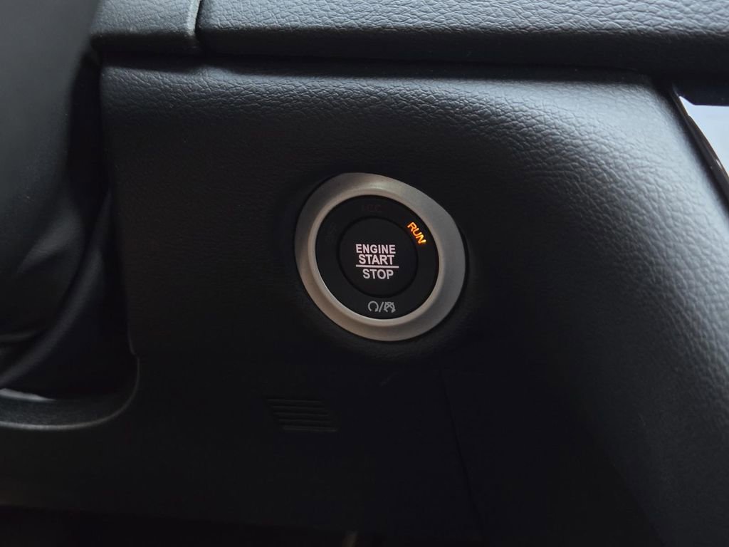 New 2026 Chrysler Voyager LX FWD image 20