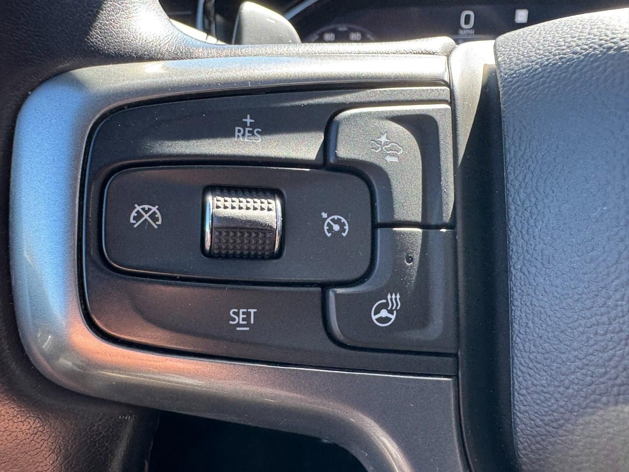 Used 2022 Chevrolet Silverado 1500 LTZ w/ Technology Package image 18