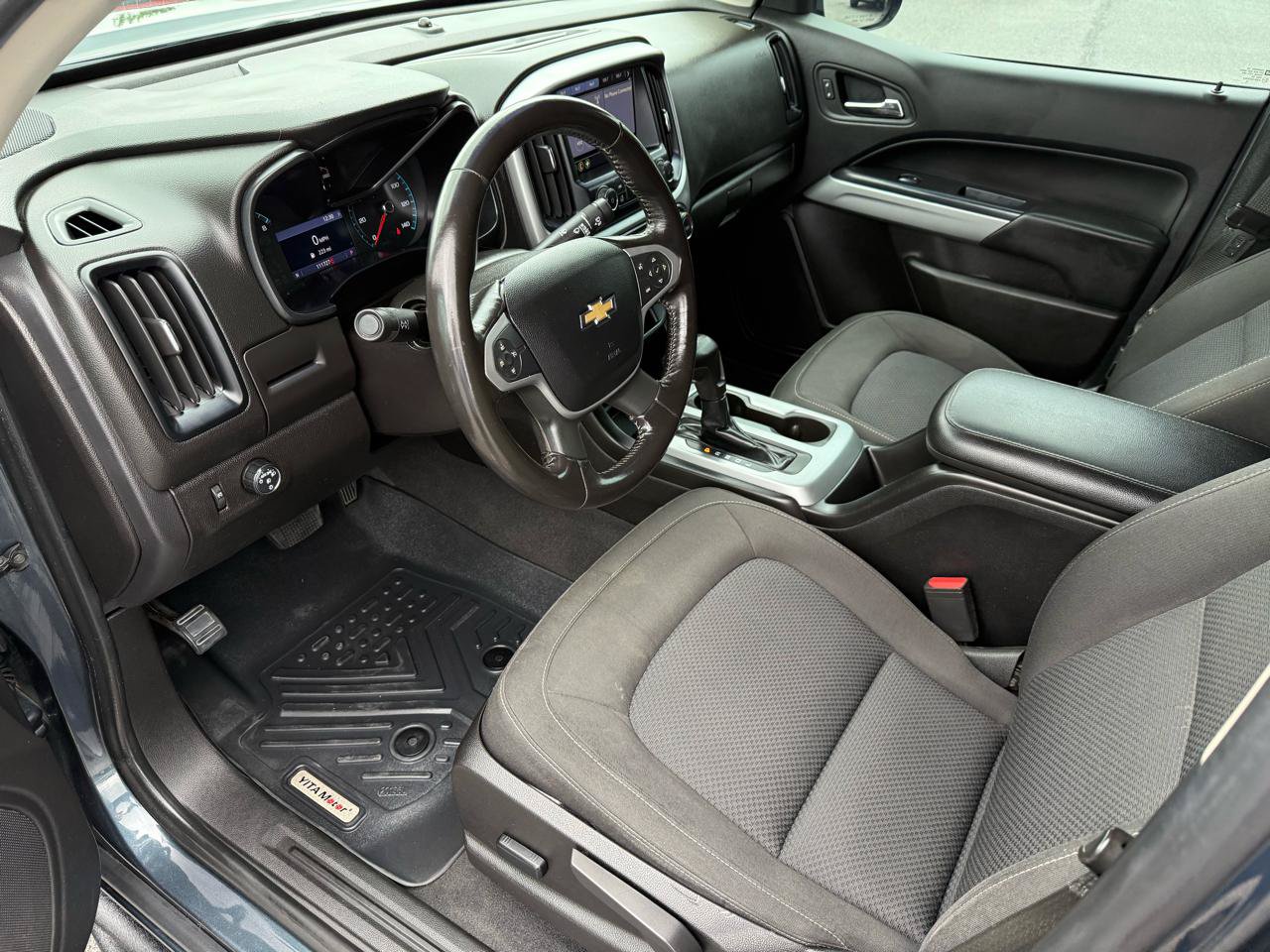 Used 2019 Chevrolet Colorado LT w/ LT Convenience Package RWD image 13