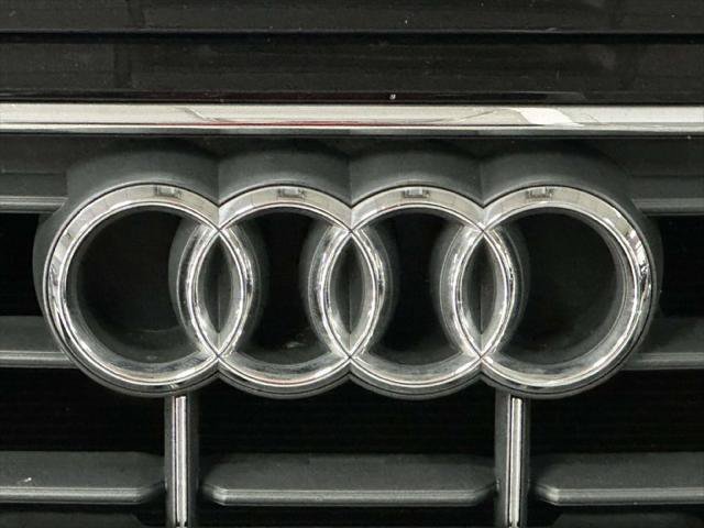 Used 2019 Audi Q8 Premium w/ Convenience Package AWD/4WD image 7