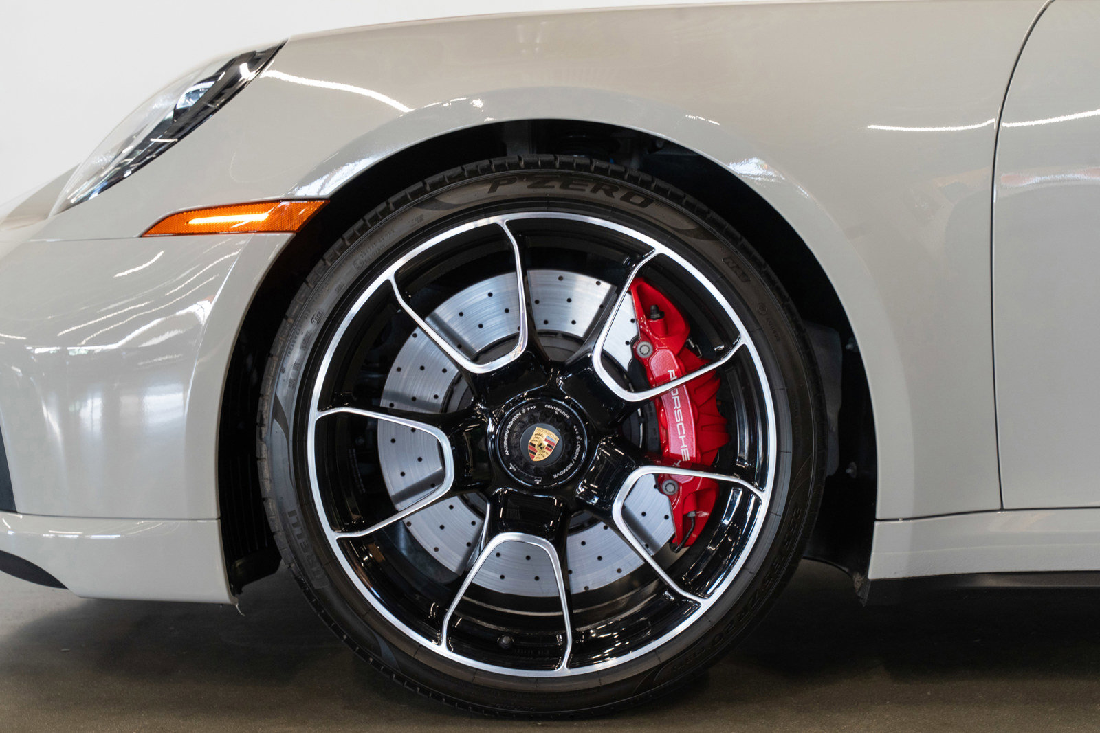 Used 2022 Porsche 911 Turbo AWD/4WD image 18