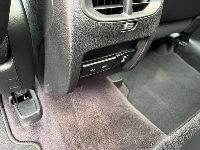 Used 2019 Jeep Cherokee Limited AWD/4WD image 15