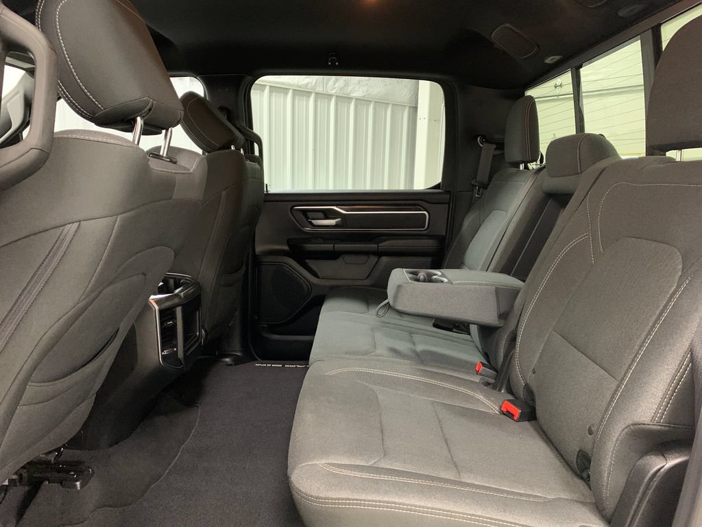 Used 2019 RAM 1500 Big Horn AWD/4WD image 18