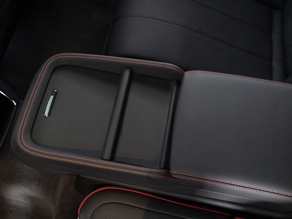 Certified 2025 Bentley Bentayga image 26