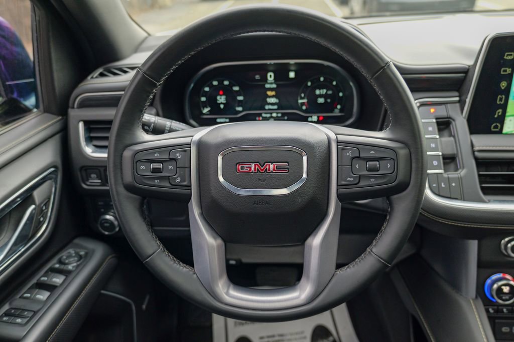 Used 2023 GMC Yukon XL SLT w/ SLT Premium Package image 43
