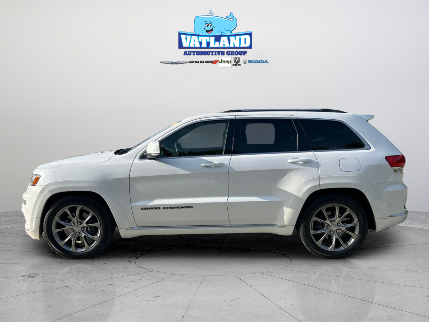 Certified 2021 Jeep Grand Cherokee Summit w/ Platinum Series Group AWD/4WD image 2