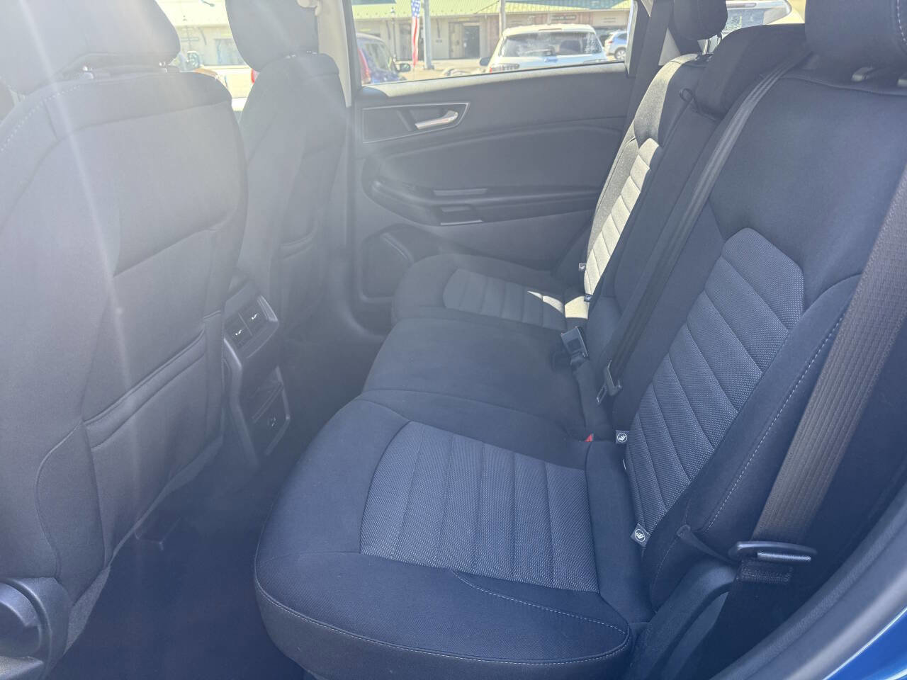 Used 2022 Ford Edge SE w/ Black Appearance Package image 13