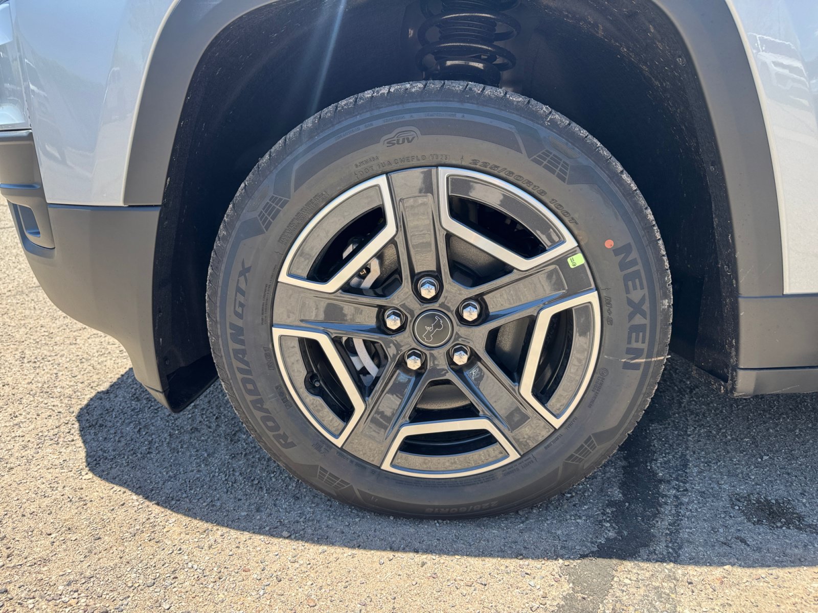 New 2026 Jeep Cherokee Laredo AWD/4WD image 26
