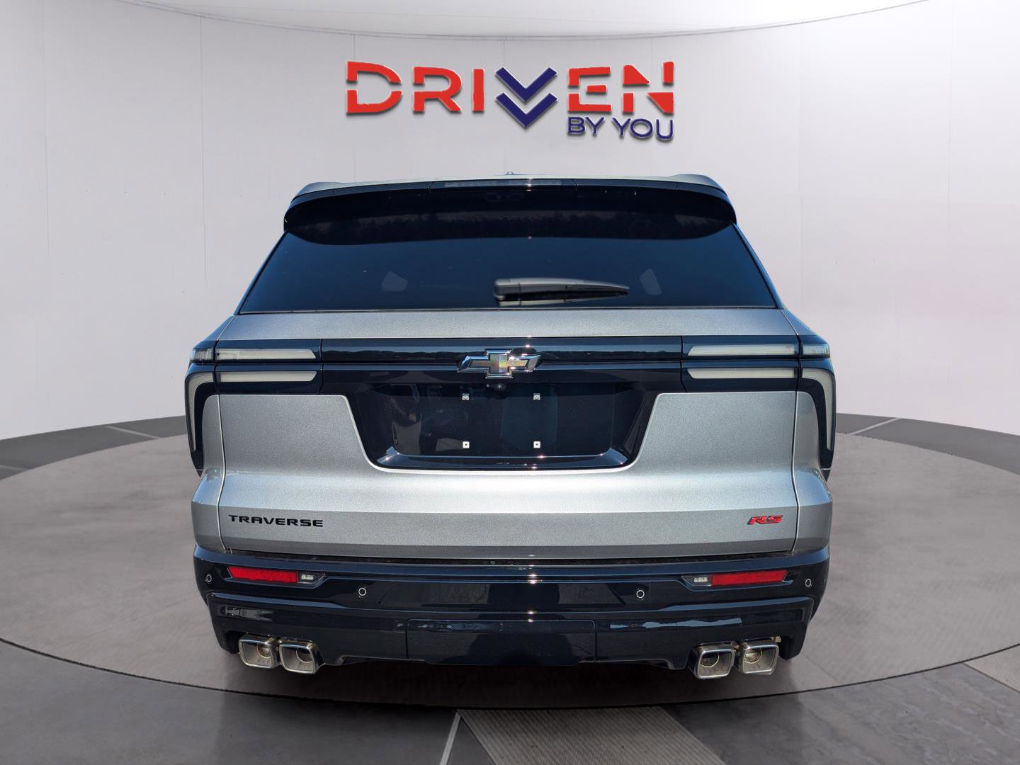 New 2026 Chevrolet Traverse RS w/ LPO, Floor Liner Package image 4